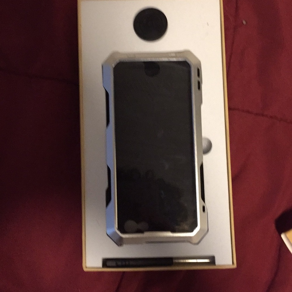 iPhone case - Picture 4 of 4